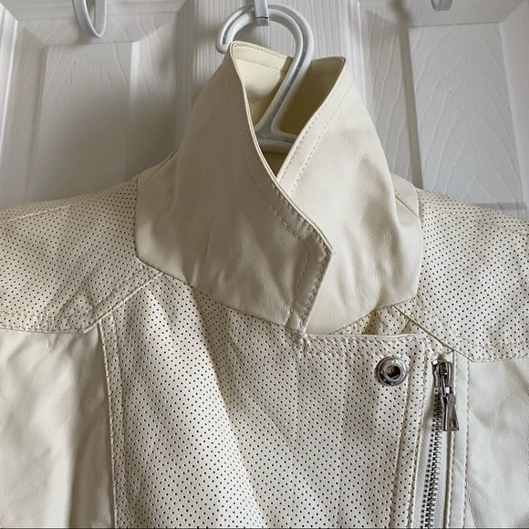 Forever 21 - Faux Leather Jacket - Picture 4 of 14